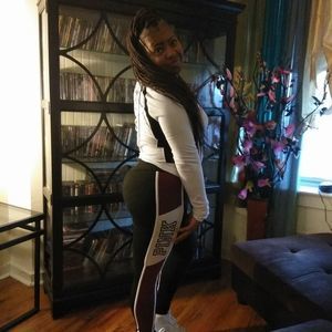 Meet your Posher, Viola